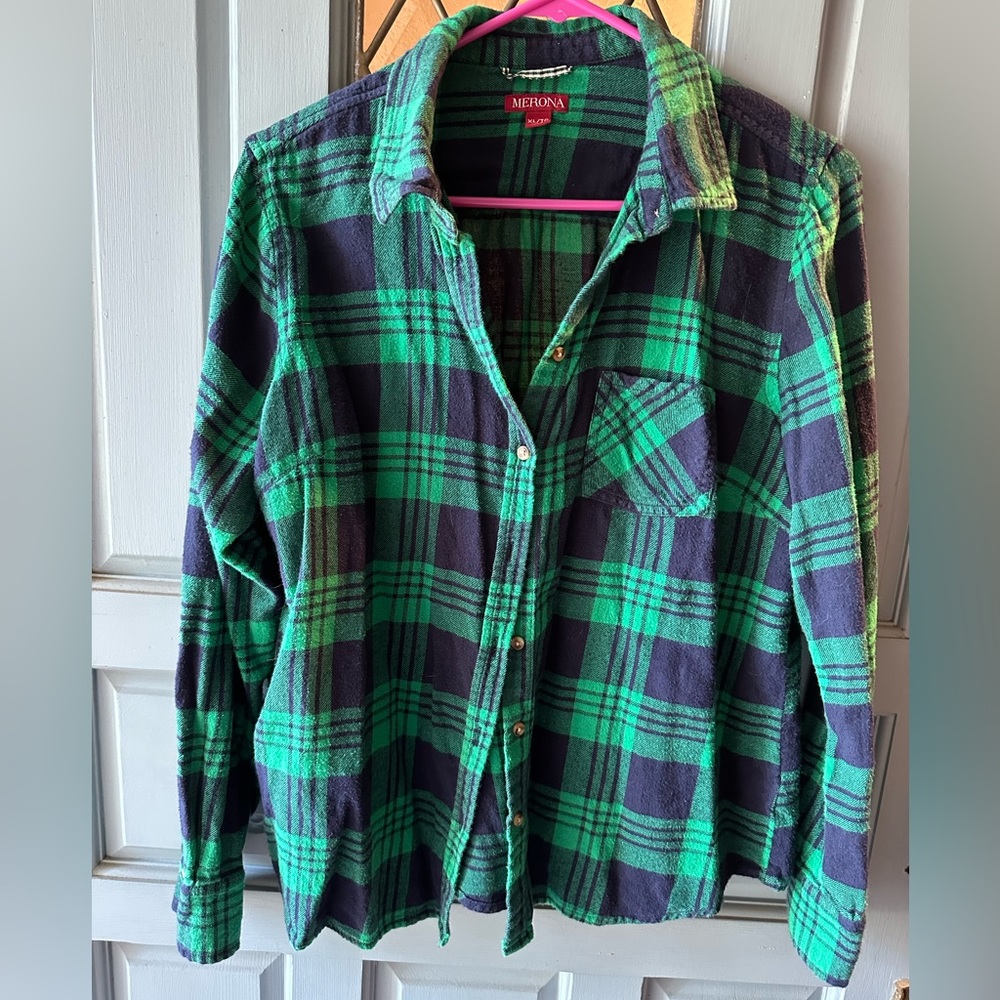 Merona blue and green flannel long sleeve shirt